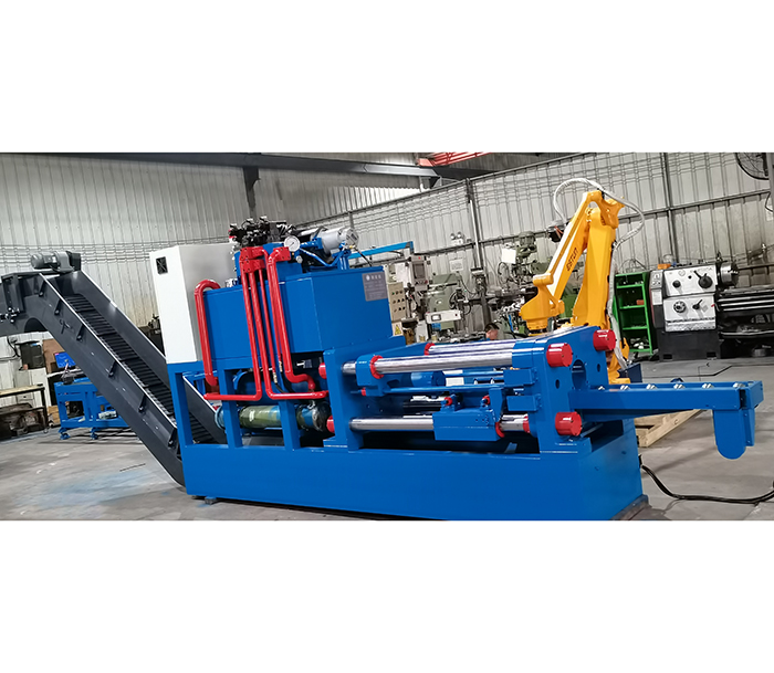 Aluminum rod automatic peeling machine with manipulator